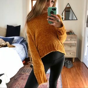 MUSTARD GOLD CHENILLE SWEATER Never Worn